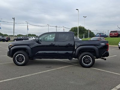 2025 Toyota Tacoma 4WD SR