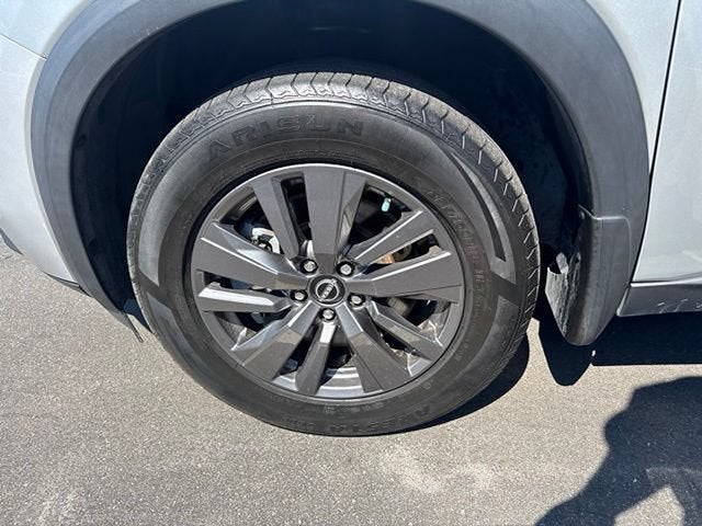 2024 Nissan Pathfinder S FWD