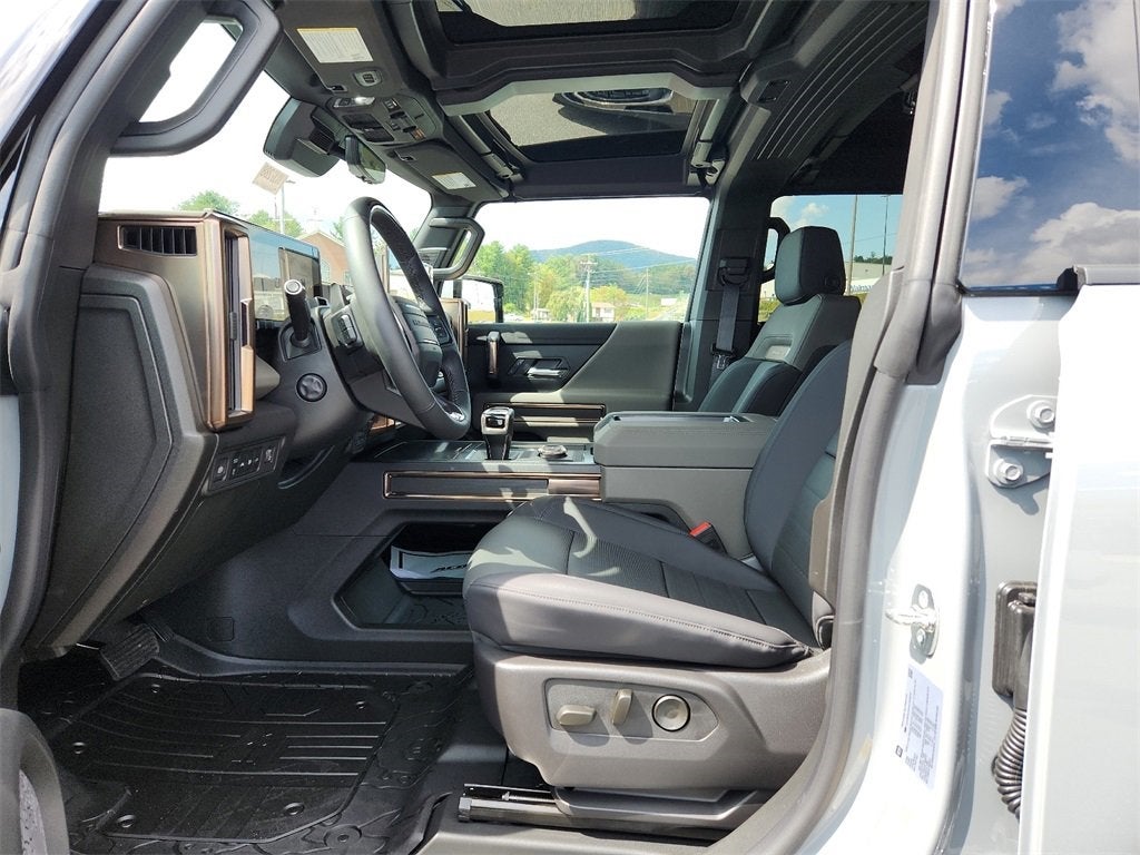 2025 GMC HUMMER EV SUV 2X