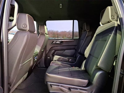 2025 Chevrolet Suburban Premier