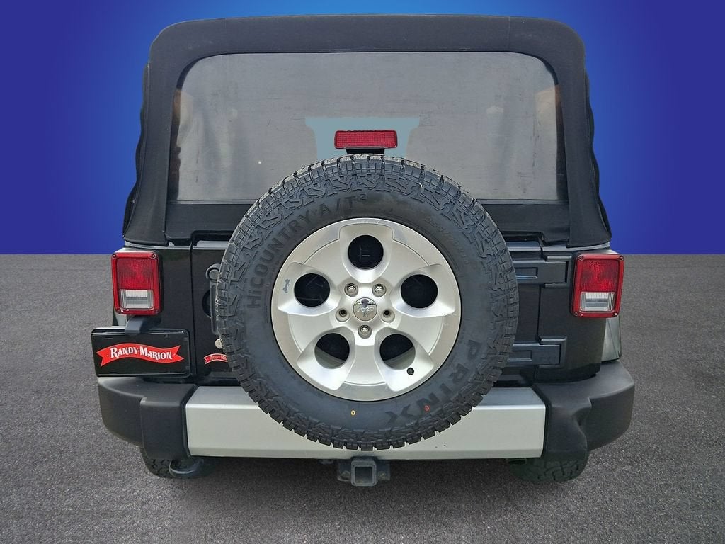 2013 Jeep Wrangler Unlimited Sahara