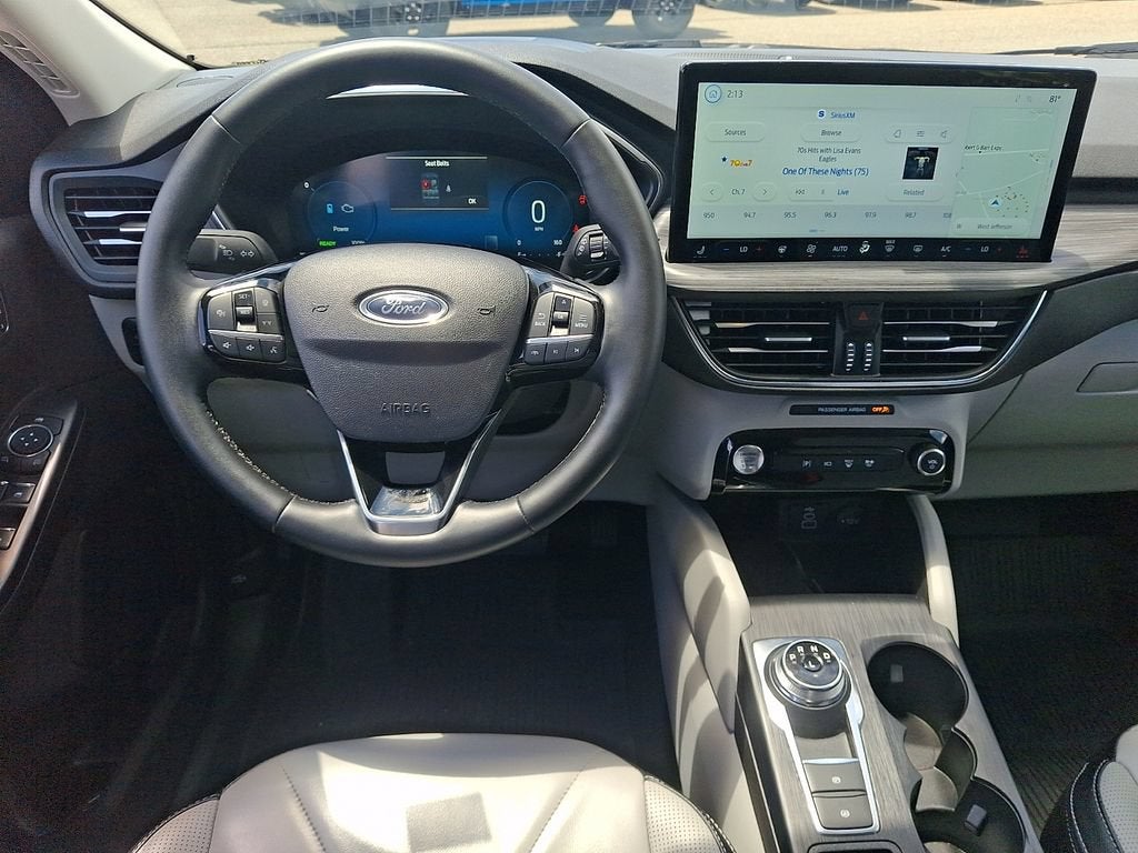 2025 Ford Escape Platinum