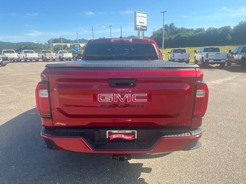 2023 GMC Canyon AT4
