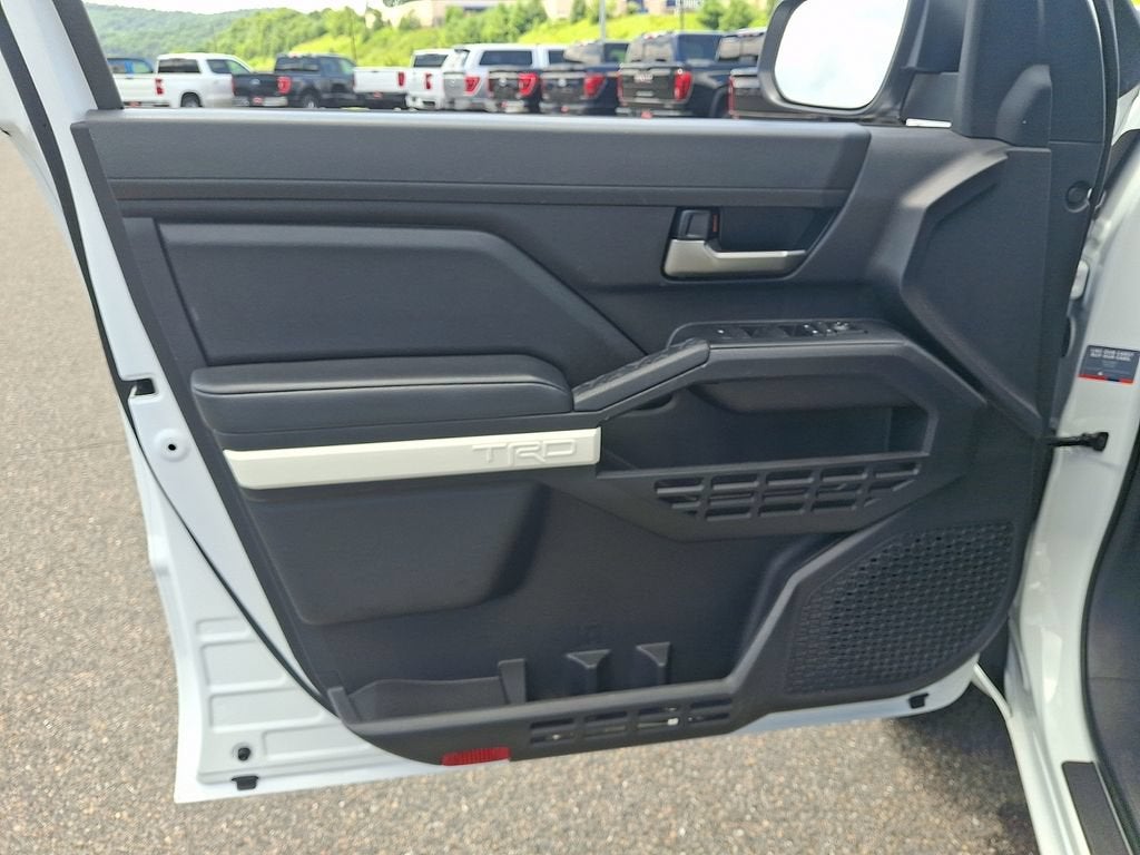 2024 Toyota Tacoma 4WD SR5