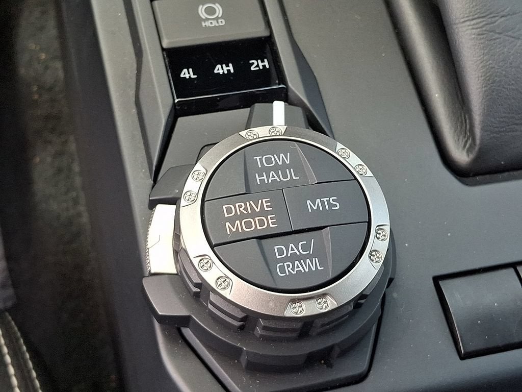 2024 Toyota Tacoma 4WD SR5