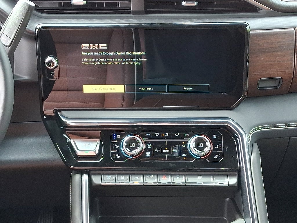 2026 GMC Sierra 3500 HD Denali Ultimate DRW