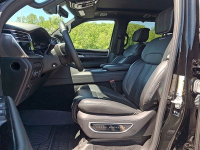 2025 Jeep Grand Wagoneer Series II