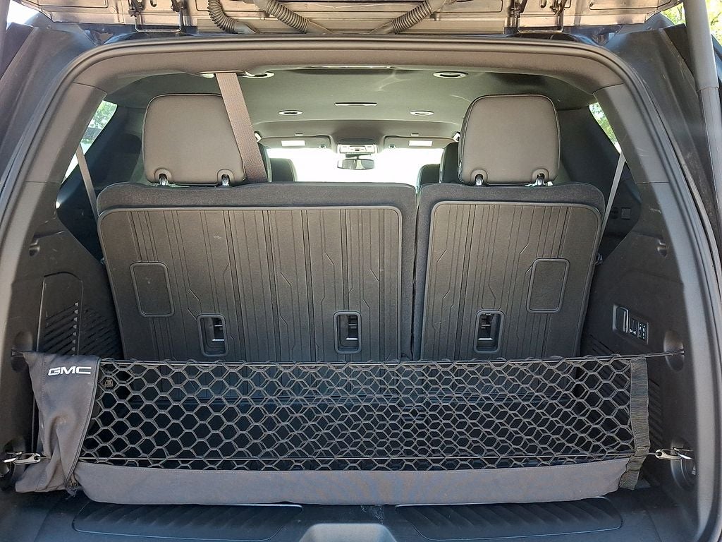 2024 GMC Yukon SLT