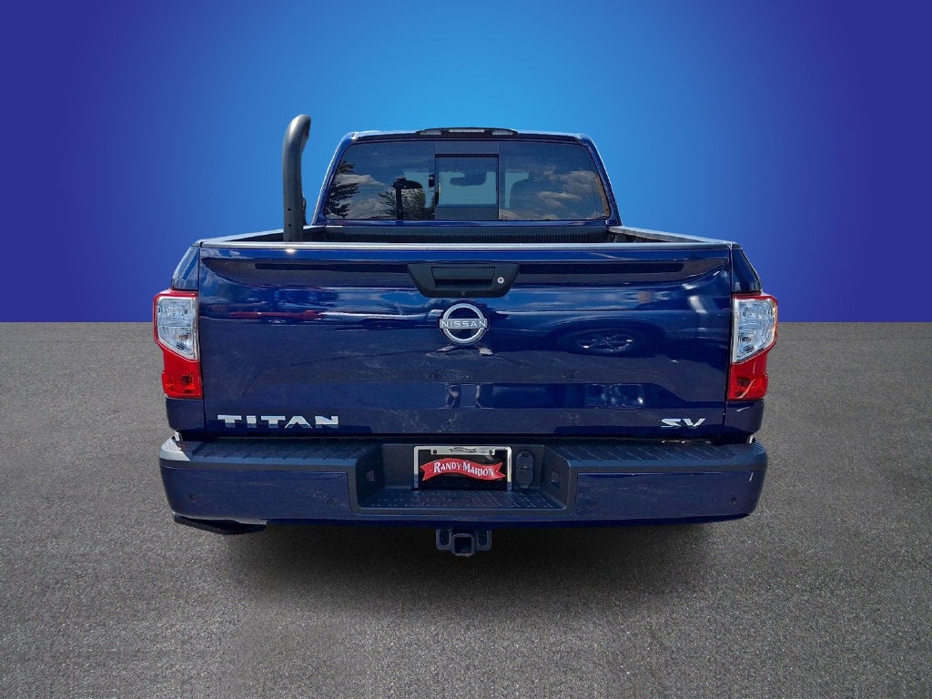 2024 Nissan Titan SV
