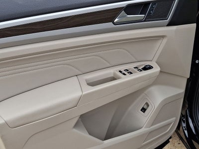 2022 Volkswagen Atlas 2.0T SE w/Technology