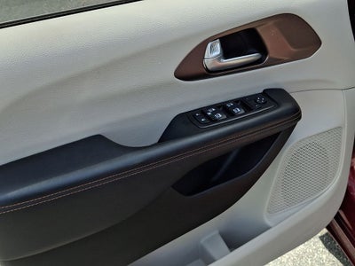 2019 Chrysler Pacifica Touring L Plus