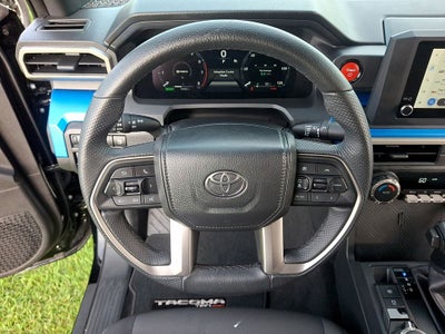 2025 Toyota Tacoma Hybrid TRD Sport