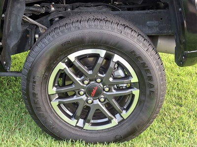 2025 Toyota Tacoma Hybrid TRD Sport