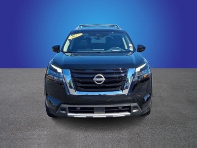 2025 Nissan Pathfinder Platinum