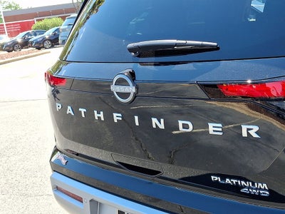 2025 Nissan Pathfinder Platinum