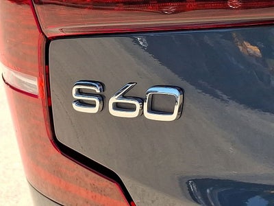 2024 Volvo S60 B5 Plus Dark Theme