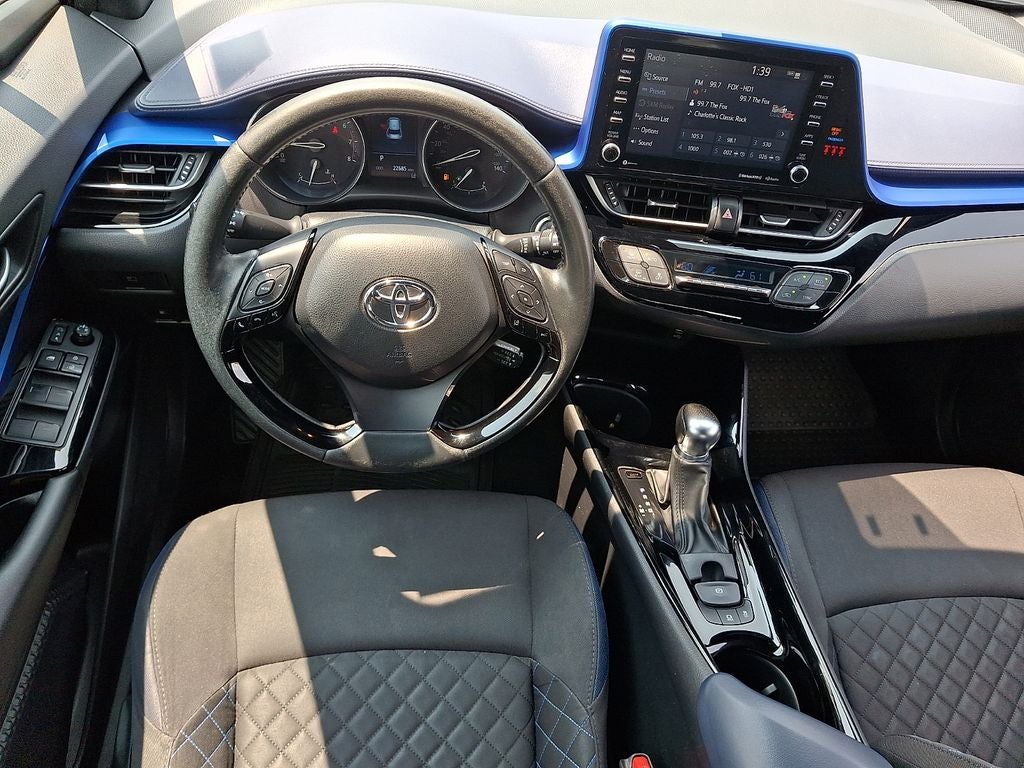 2022 Toyota C-HR XLE
