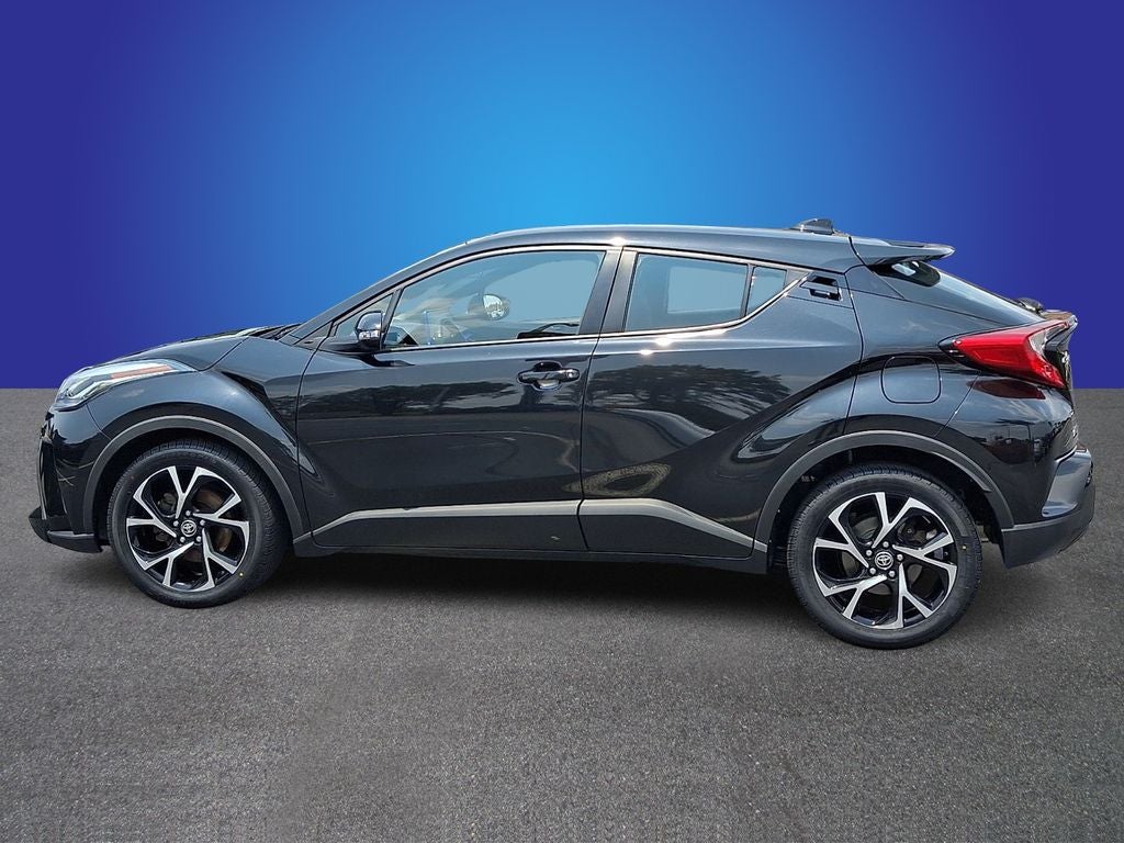 2022 Toyota C-HR XLE