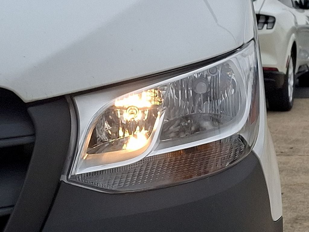 2025 Mercedes-Benz Sprinter 2500 Cargo 170 WB High Roof