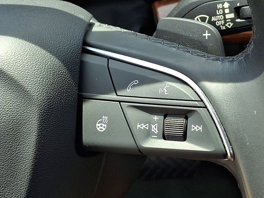 2023 Audi Q5 40 Prestige quattro