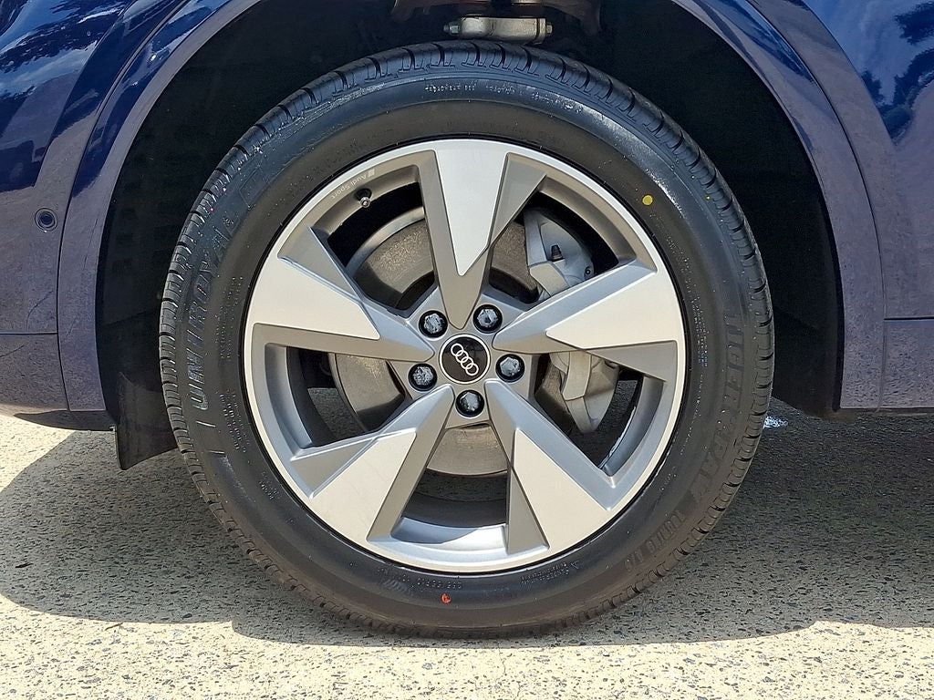 2023 Audi Q5 40 Prestige quattro