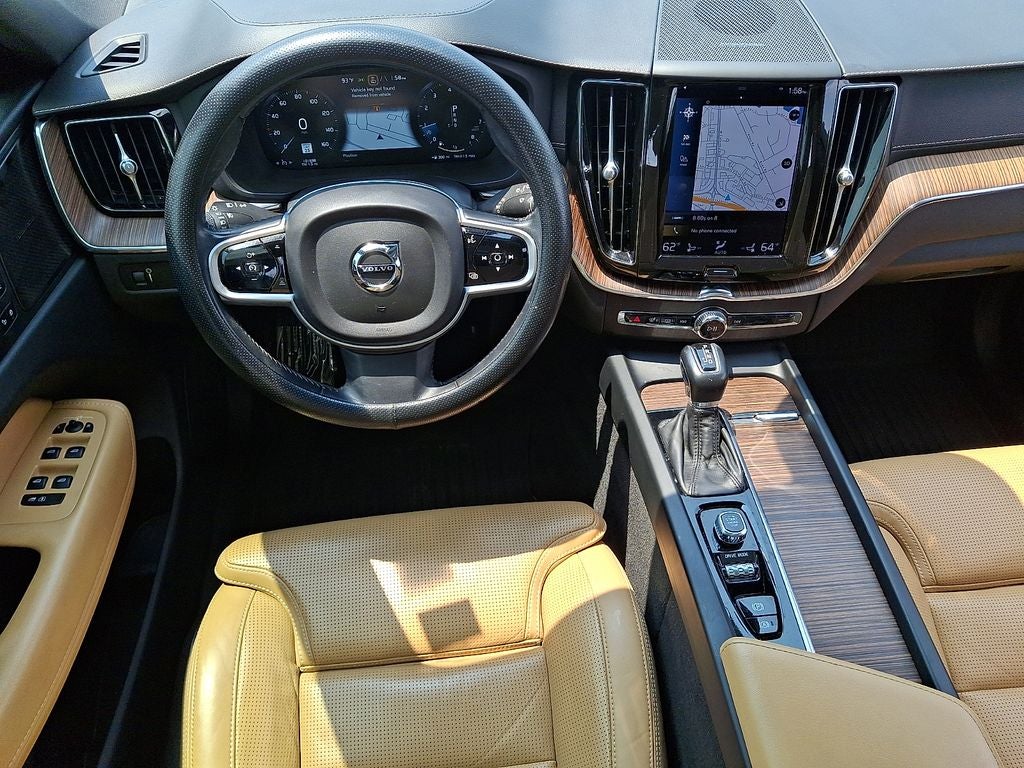 2021 Volvo XC60 T5 Inscription