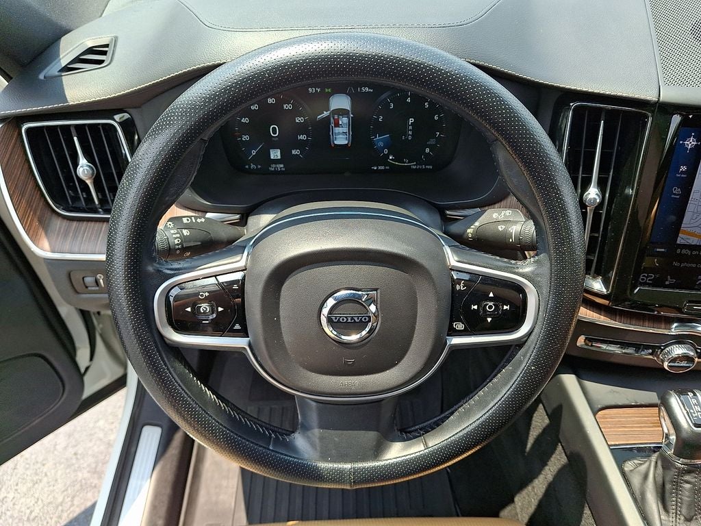 2021 Volvo XC60 T5 Inscription