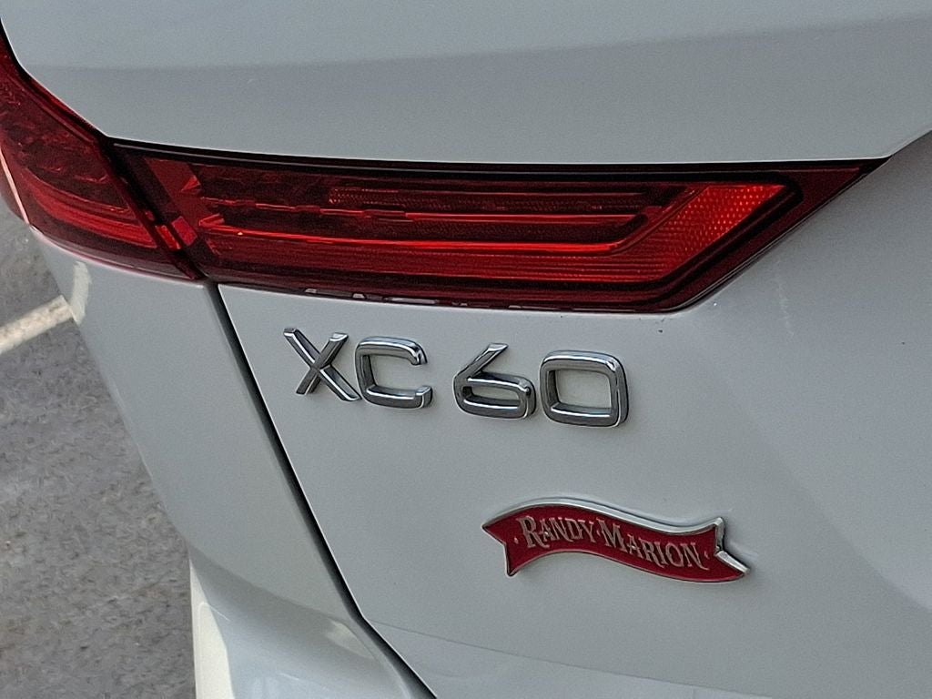 2021 Volvo XC60 T5 Inscription