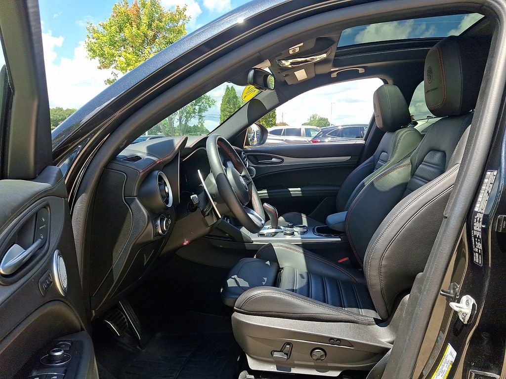 2024 Alfa Romeo Stelvio Competizione