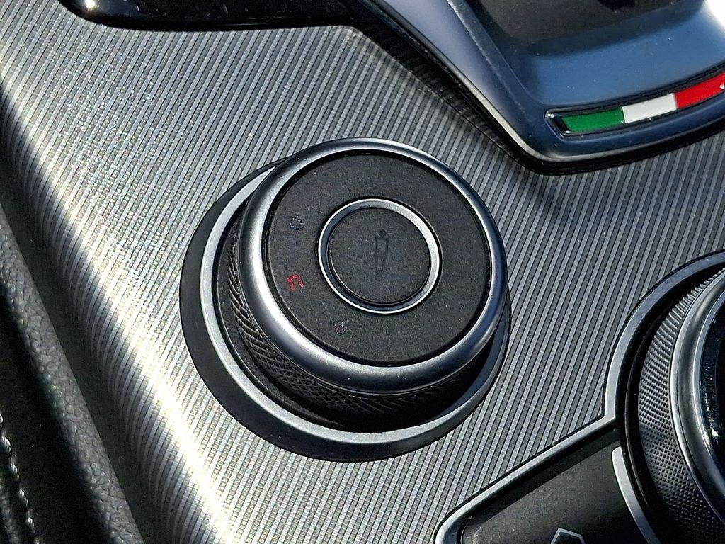 2024 Alfa Romeo Stelvio Competizione
