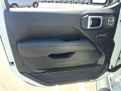 2022 Jeep Wrangler Sahara Altitude 4x4
