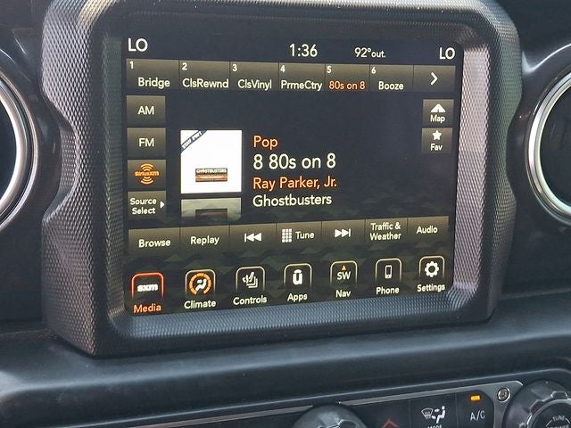 2022 Jeep Wrangler Sahara Altitude 4x4
