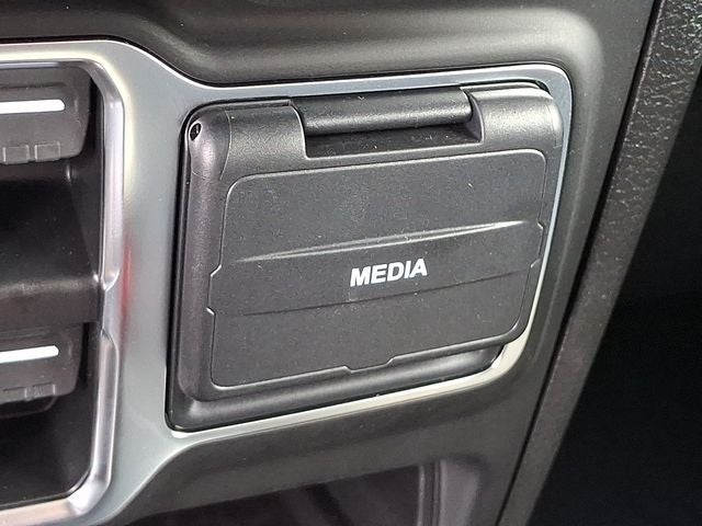 2025 Jeep Wrangler 4-Door Summit 4x4