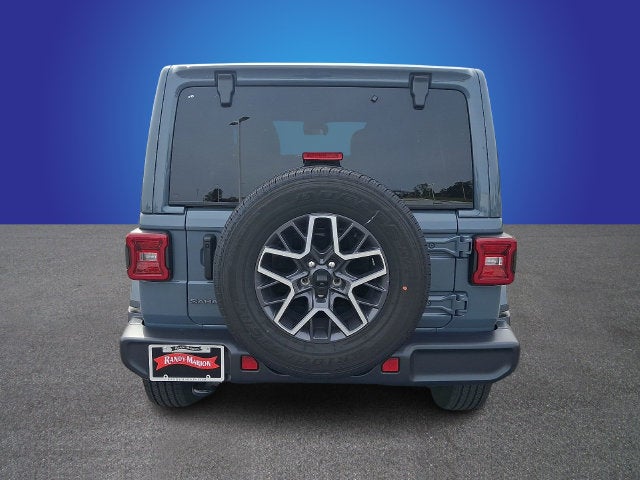 2026 Jeep Wrangler 4-Door Sahara 4x4