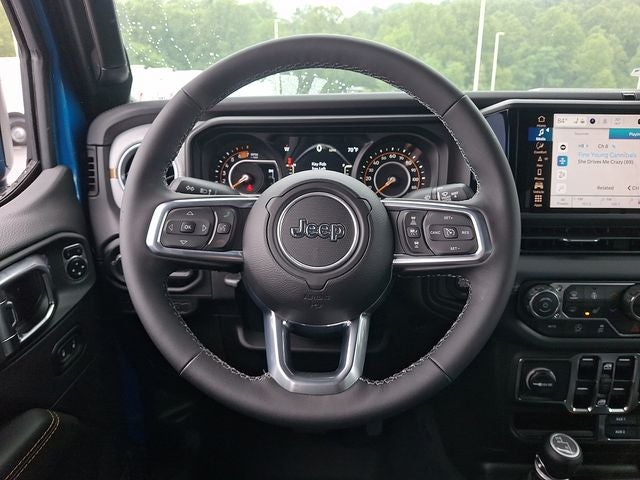 2025 Jeep Wrangler 4-Door Sahara 4x4