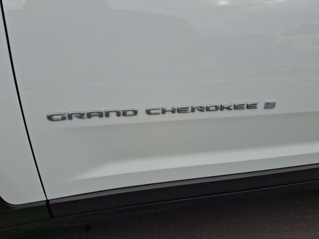2026 Jeep Grand Cherokee GRAND CHEROKEE LAREDO X 4X4