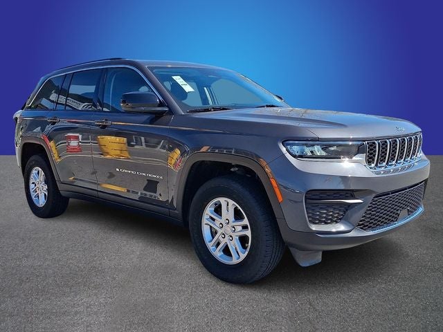 2022 Jeep Grand Cherokee Laredo 4x4