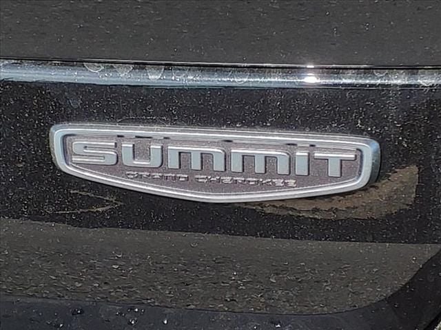 2023 Jeep Grand Cherokee Summit
