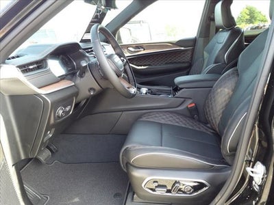 2023 Jeep Grand Cherokee Summit