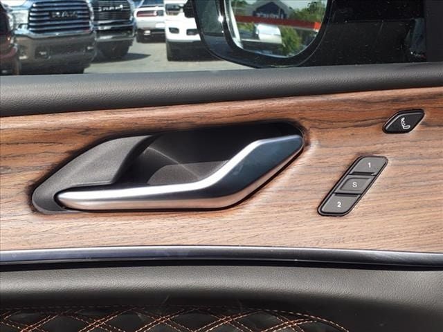 2023 Jeep Grand Cherokee Summit