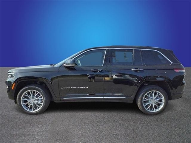 2023 Jeep Grand Cherokee Summit