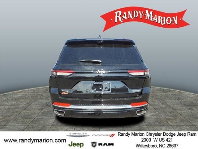 2023 Jeep Grand Cherokee Summit