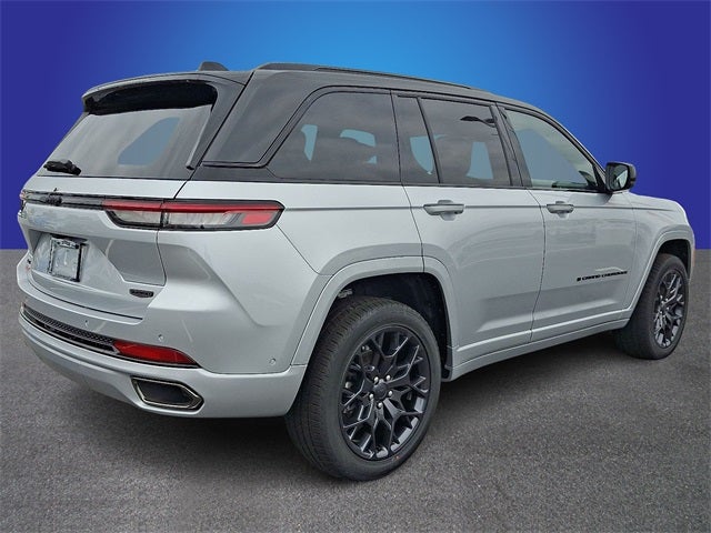 2025 Jeep Grand Cherokee GRAND CHEROKEE SUMMIT 4X4