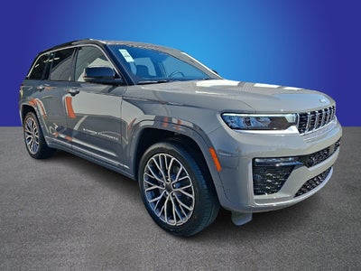 2027 Jeep Grand Cherokee GRAND CHEROKEE SUMMIT 4X4