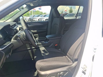 2026 Jeep Grand Cherokee L GRAND CHEROKEE L LAREDO X 4X4