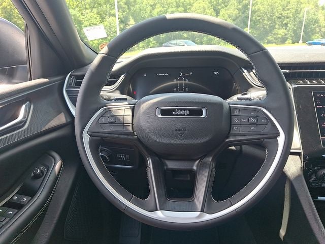 2026 Jeep Grand Cherokee L GRAND CHEROKEE L LAREDO X 4X4