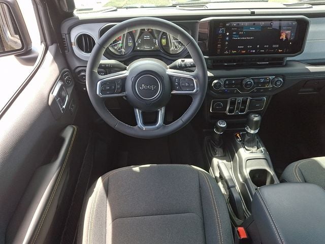 2025 Jeep Wrangler Sahara 4xe