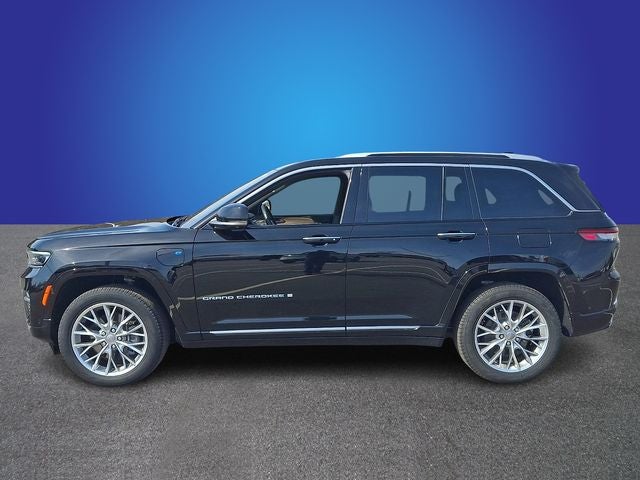 2023 Jeep Grand Cherokee Summit
