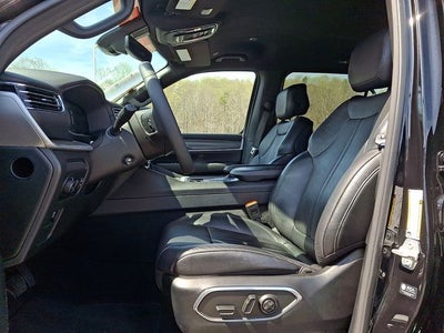 2023 Jeep Wagoneer L Series III 4x2