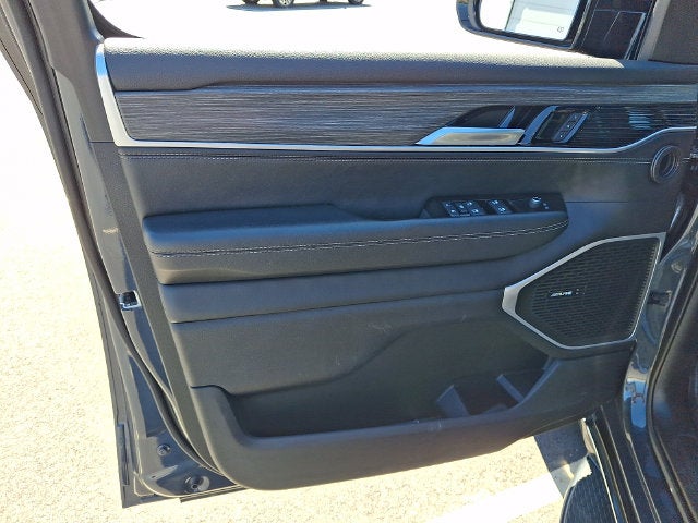 2024 Jeep Wagoneer L Series II 4x4